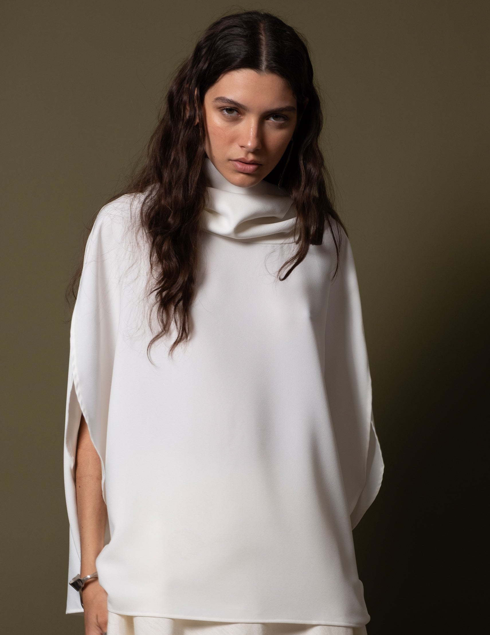 BLUSÃO CUPUAÇU OFFWHITE