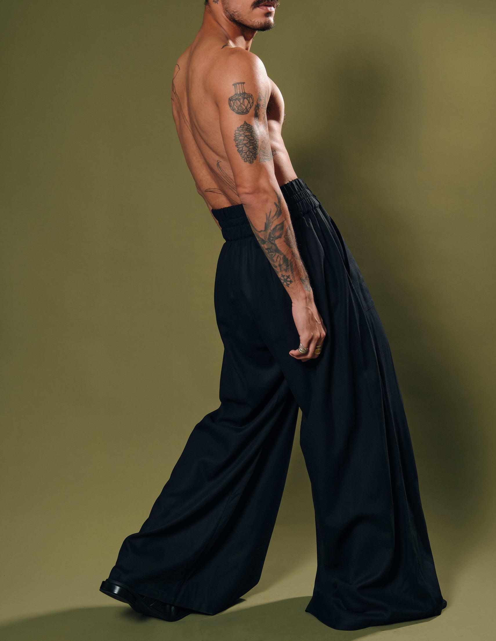 CALÇA MARTE V2 PRETA