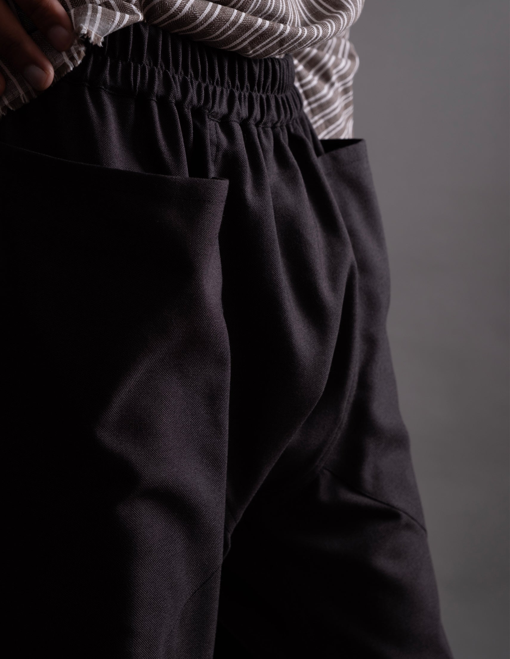 CALÇA HANAZAKI PRETA