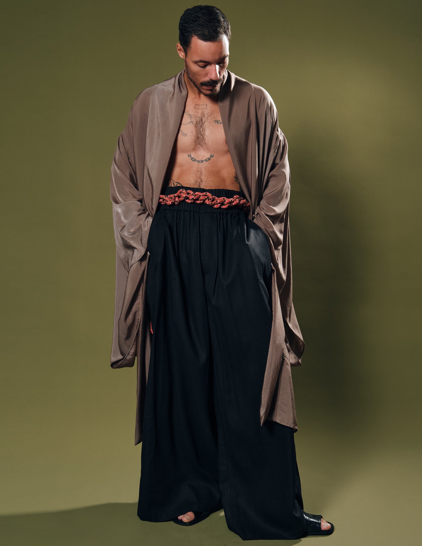 KIMONO WU MARROM