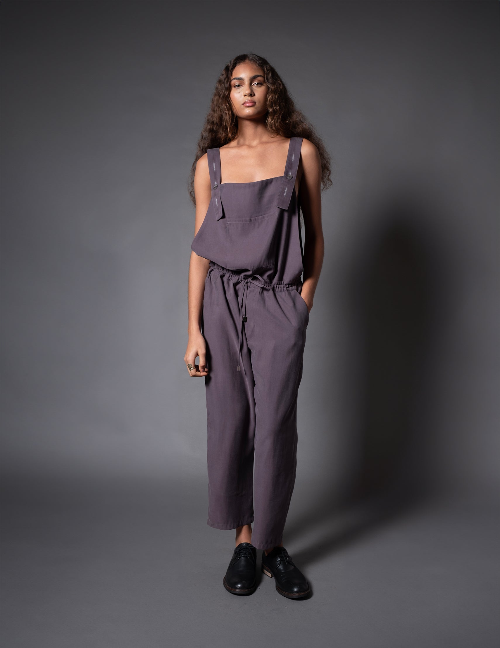 JARDINEIRA GLOBO FUME