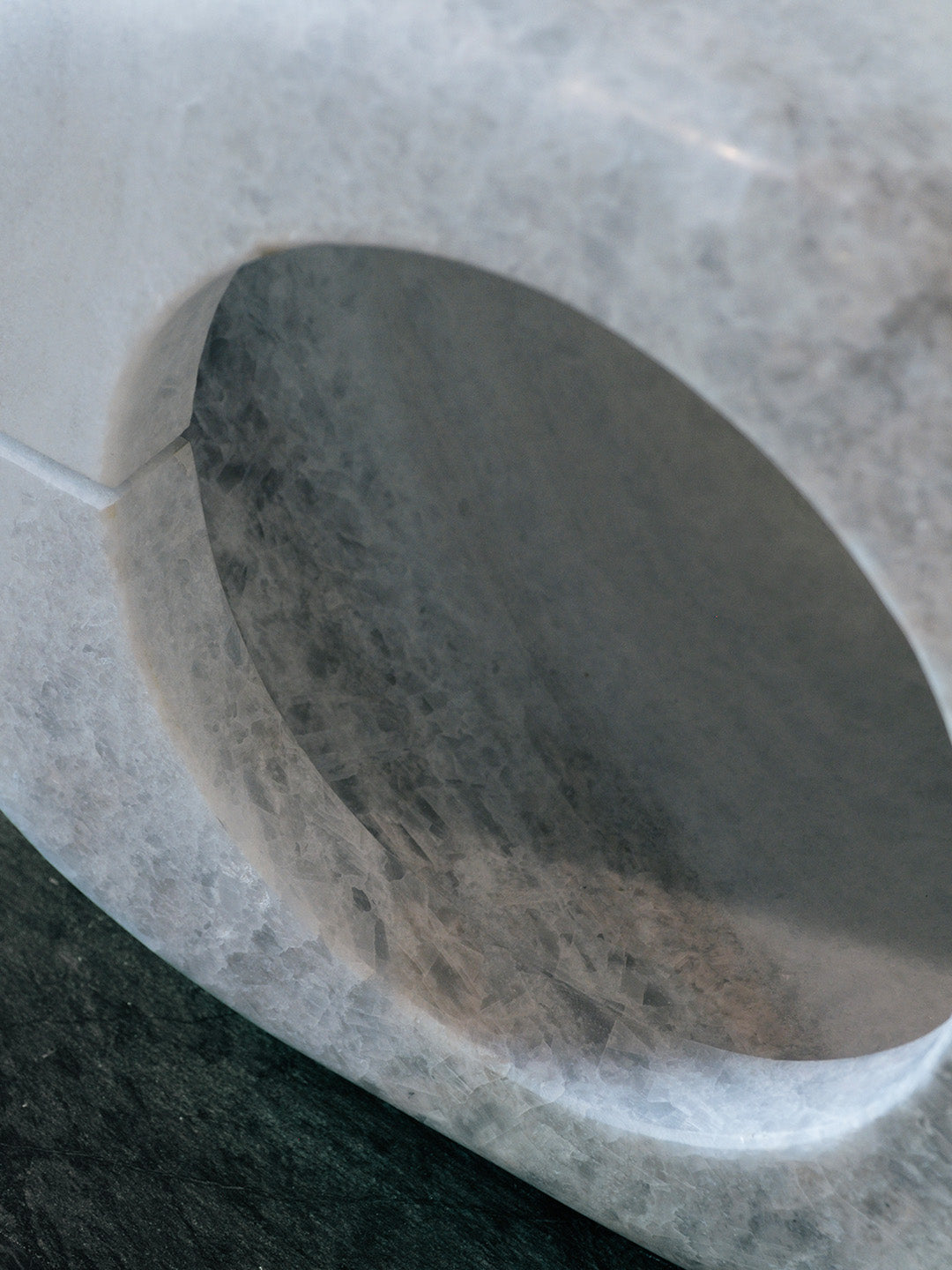 BANCO ORESÁ MÁRMORE DOLOMÍTICO PEGASUS