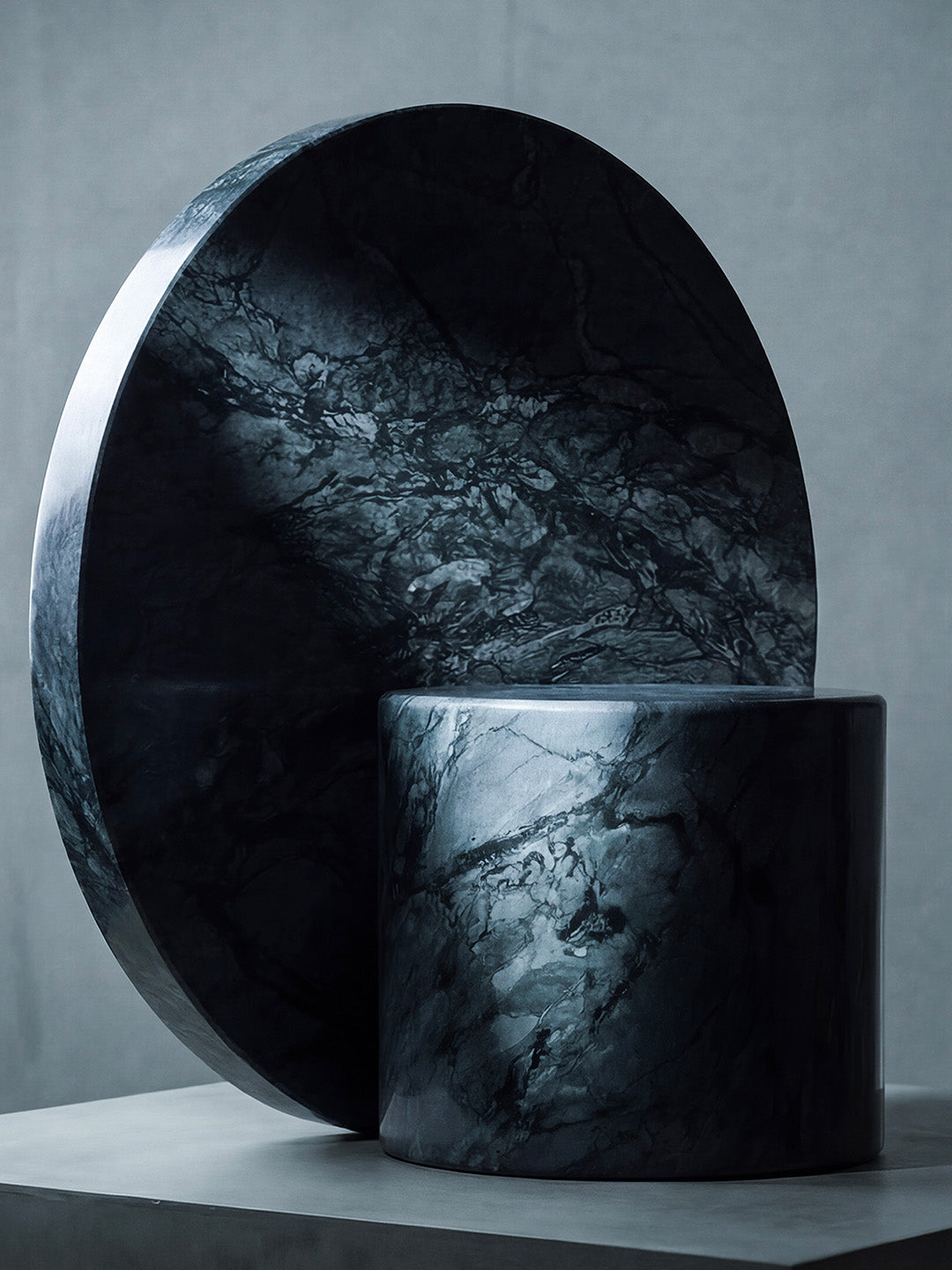 POLTRONA LUNA PEDRA-SABÃO SMOKE