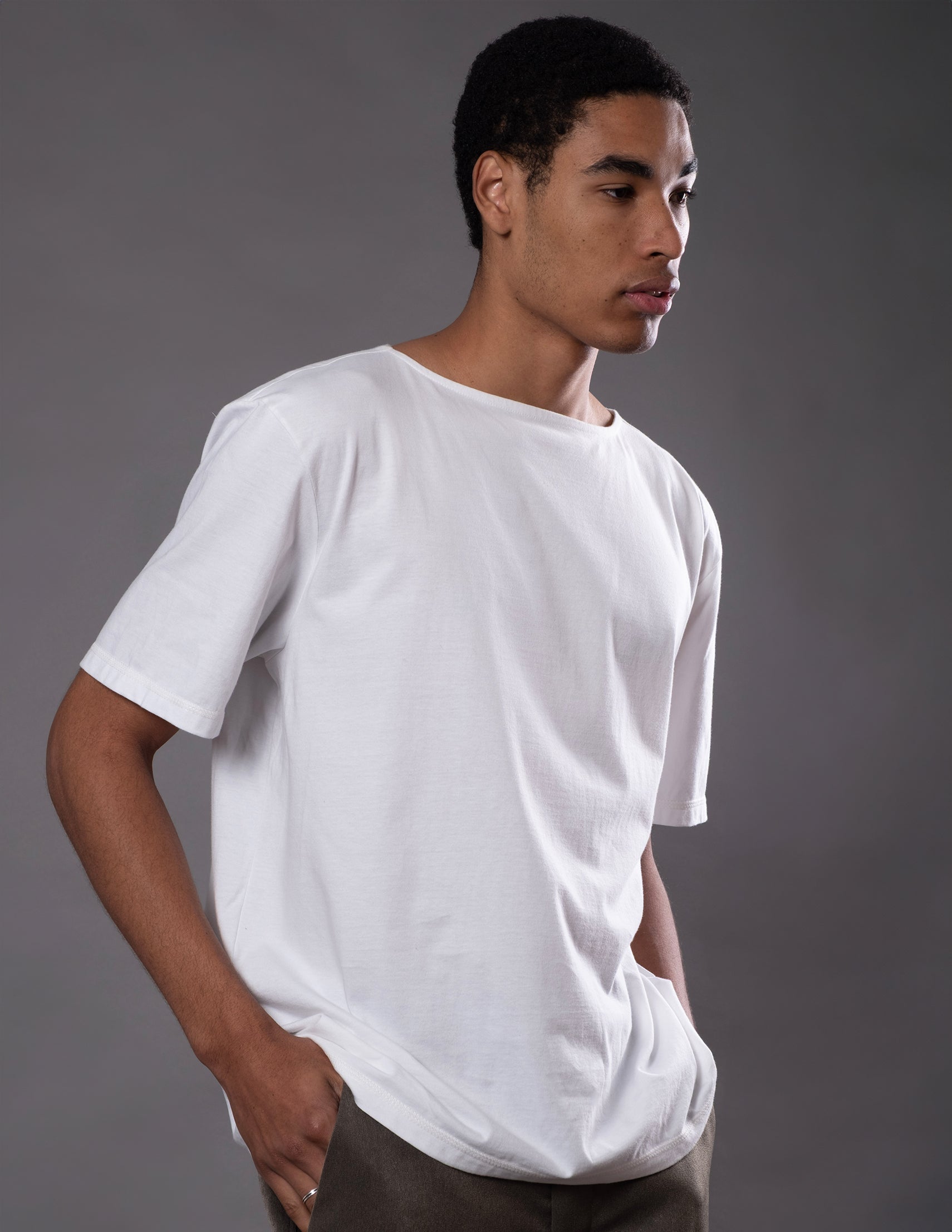T-SHIRT JOÃO BRANCA