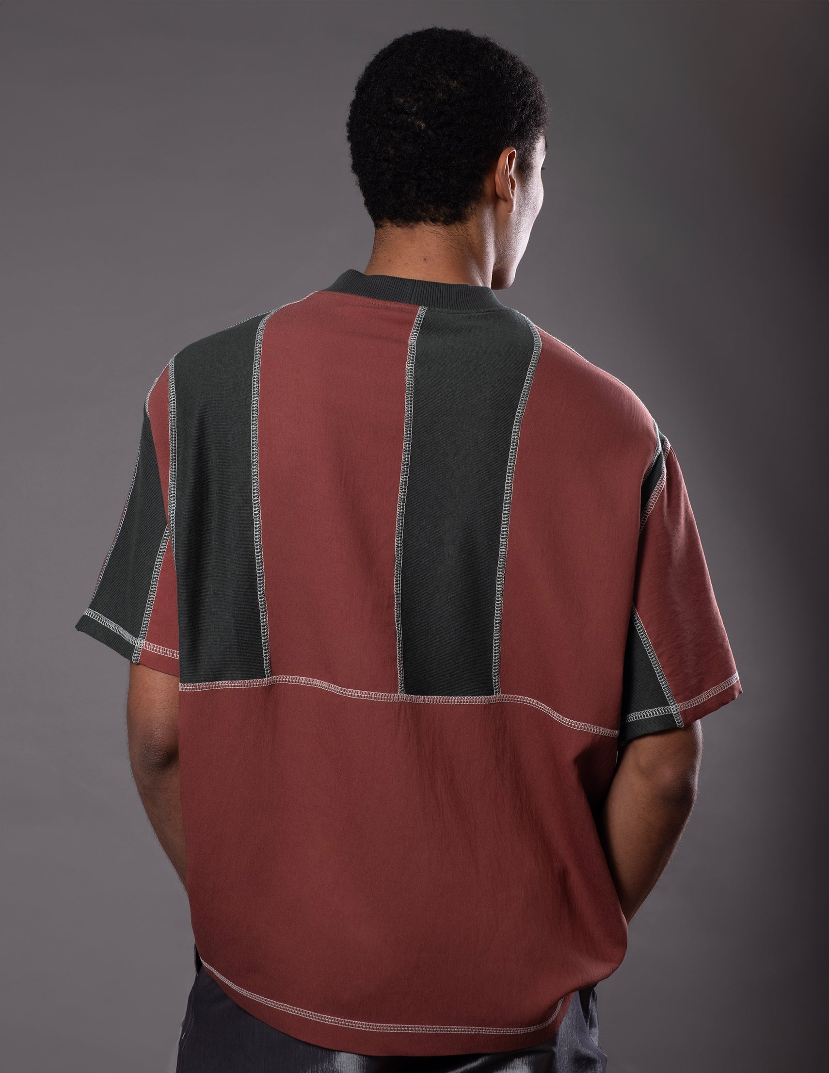 T-SHIRT JOÃO PATCHWORK