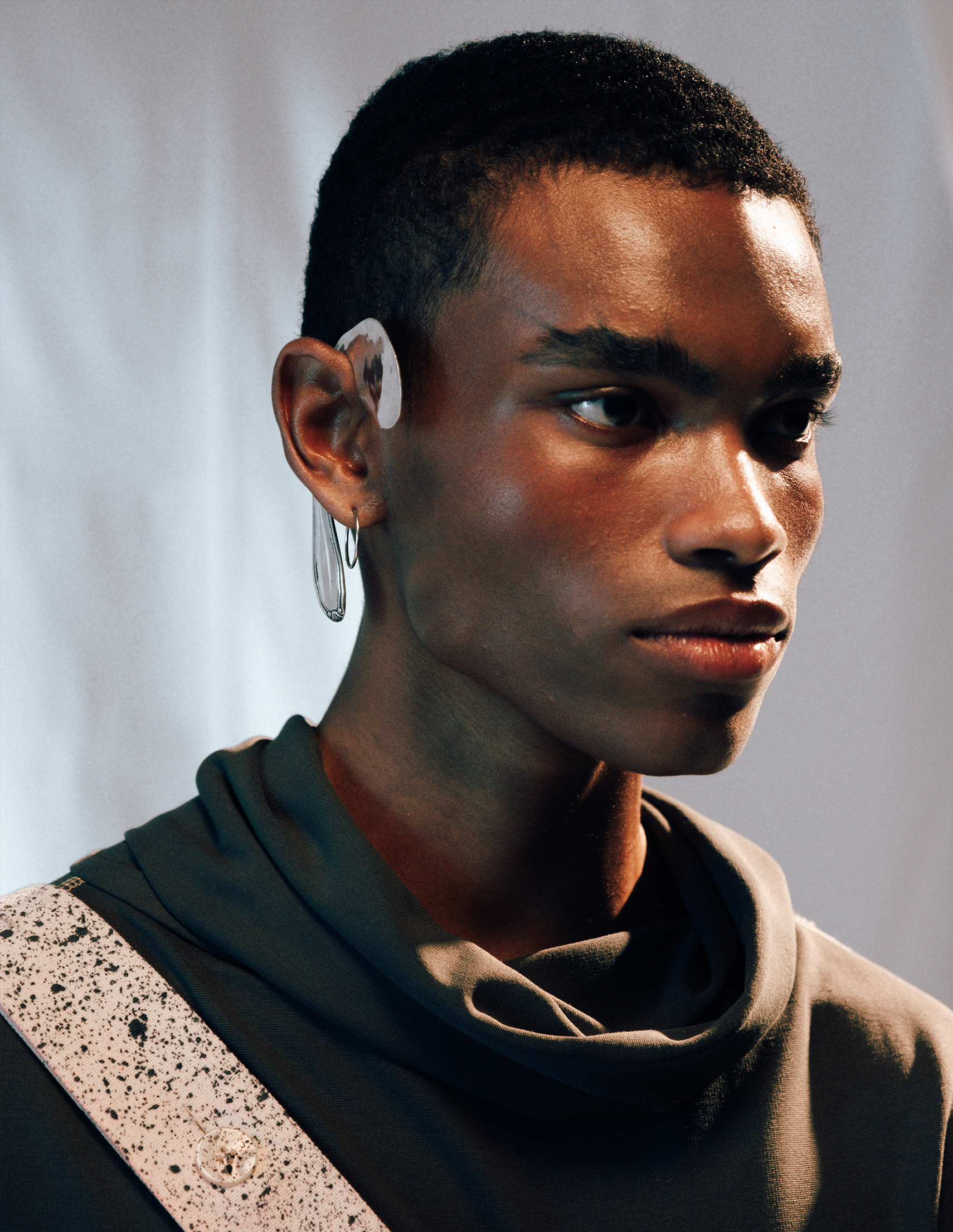 EAR CUFF OX02