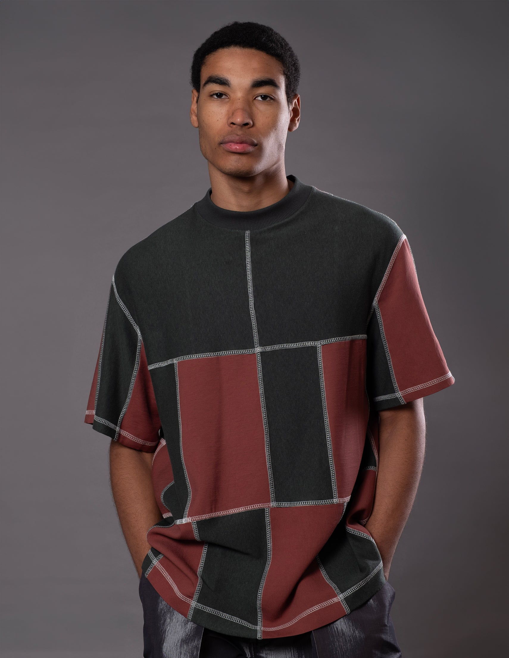 T-SHIRT JOÃO PATCHWORK